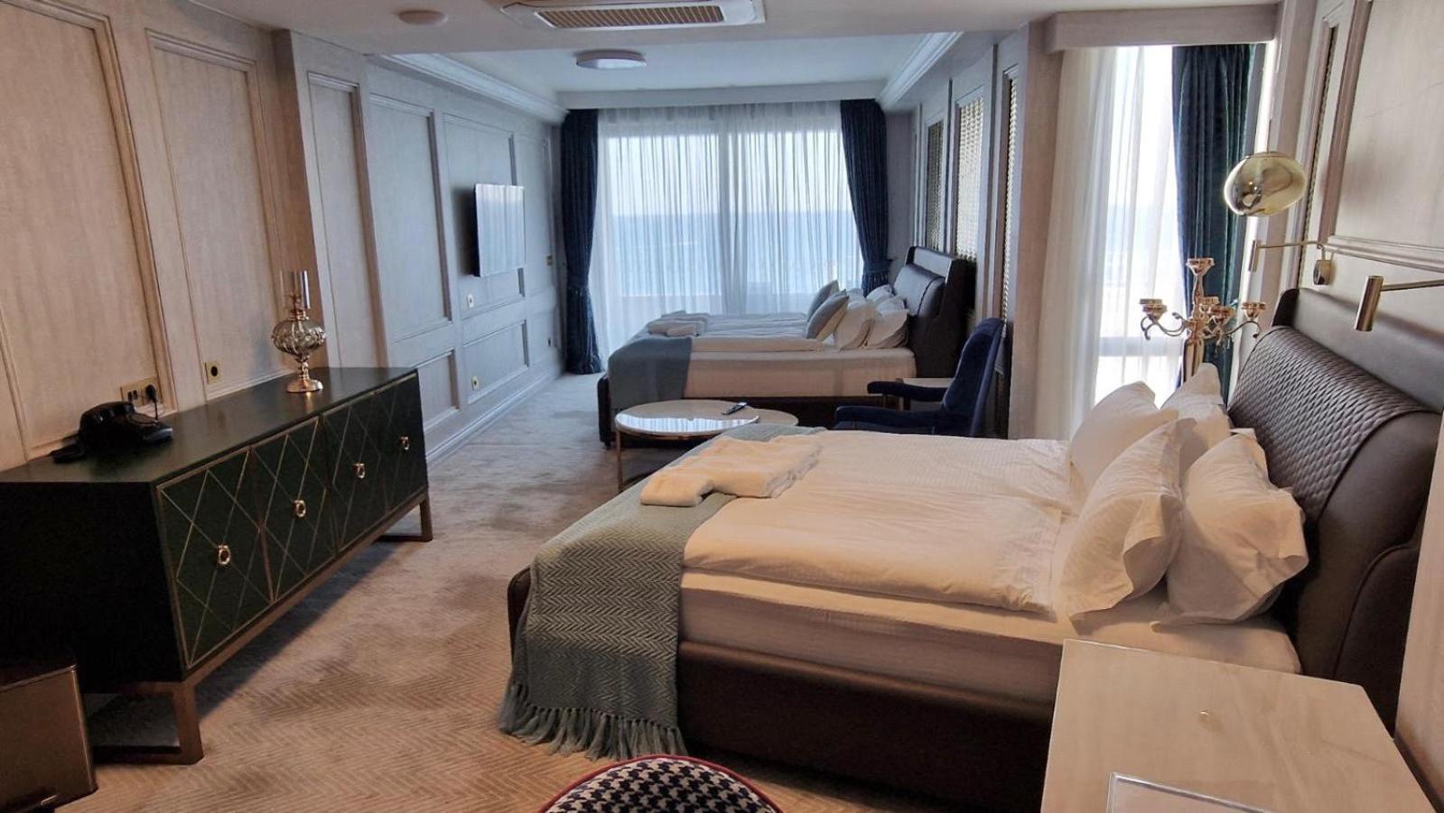 Hotel Maris Улцинь Екстер'єр фото