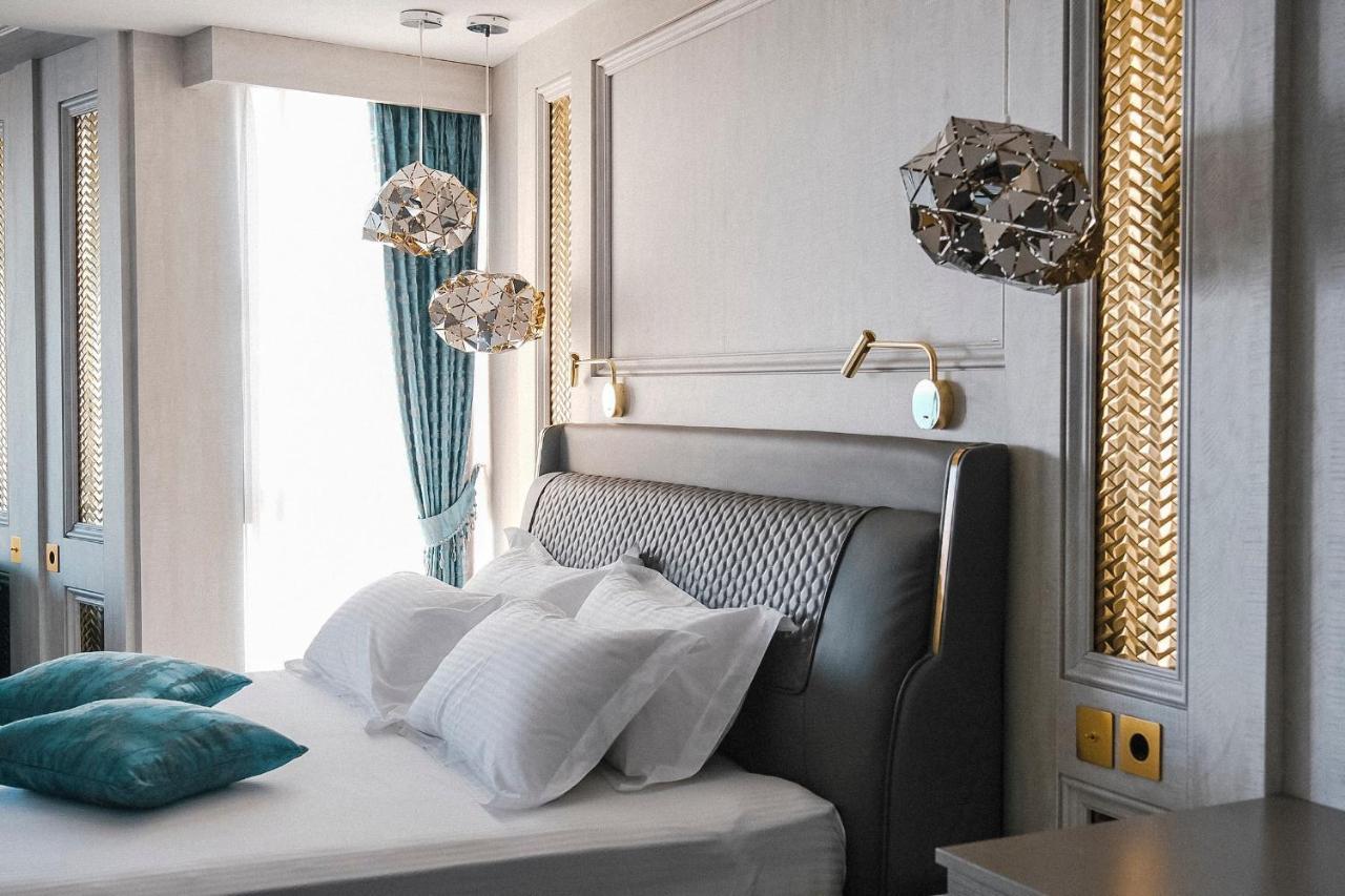 Hotel Maris Улцинь Екстер'єр фото