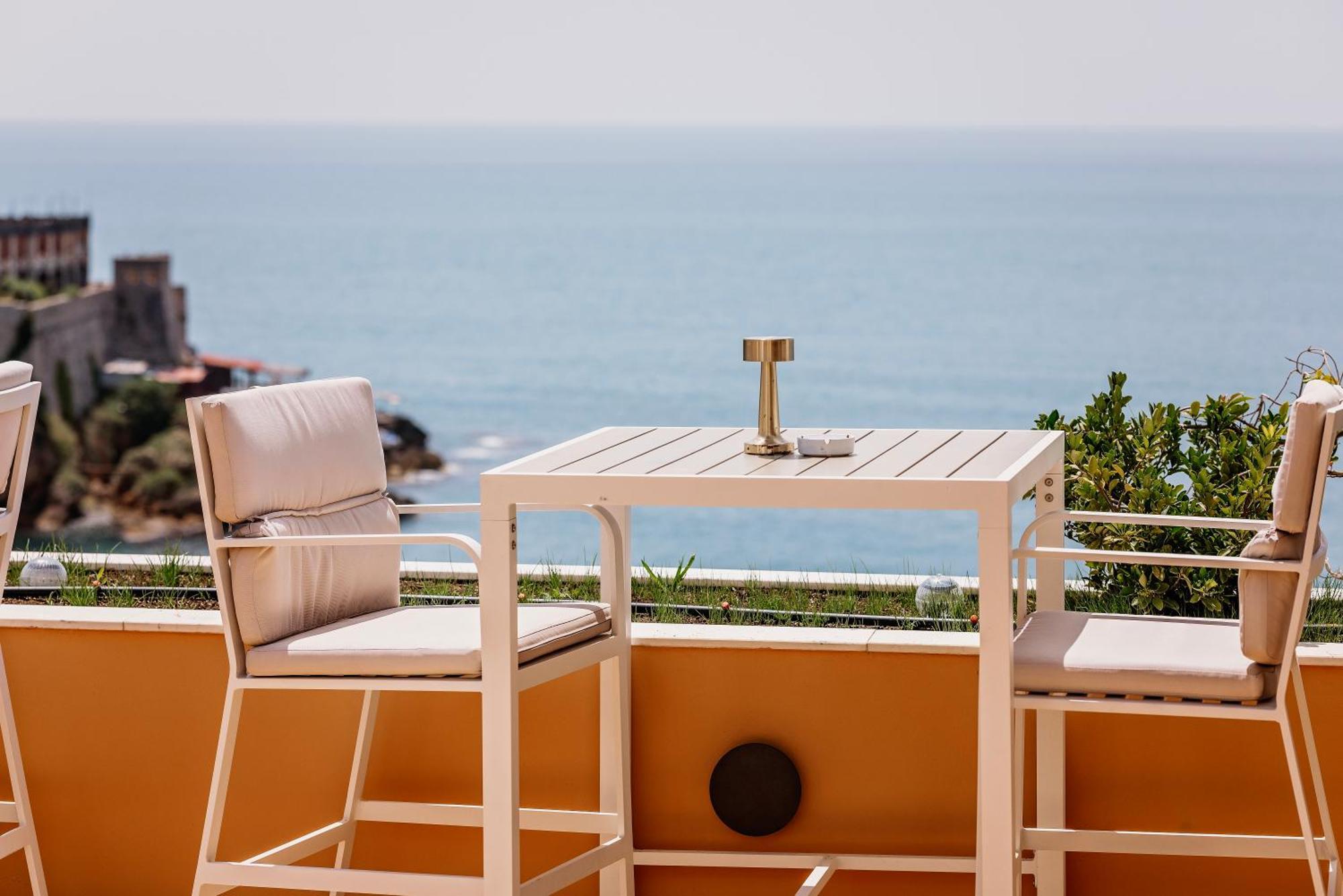 Hotel Maris Улцинь Екстер'єр фото