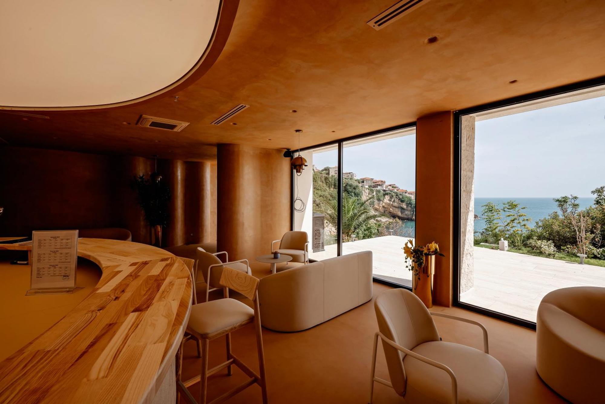 Hotel Maris Улцинь Екстер'єр фото