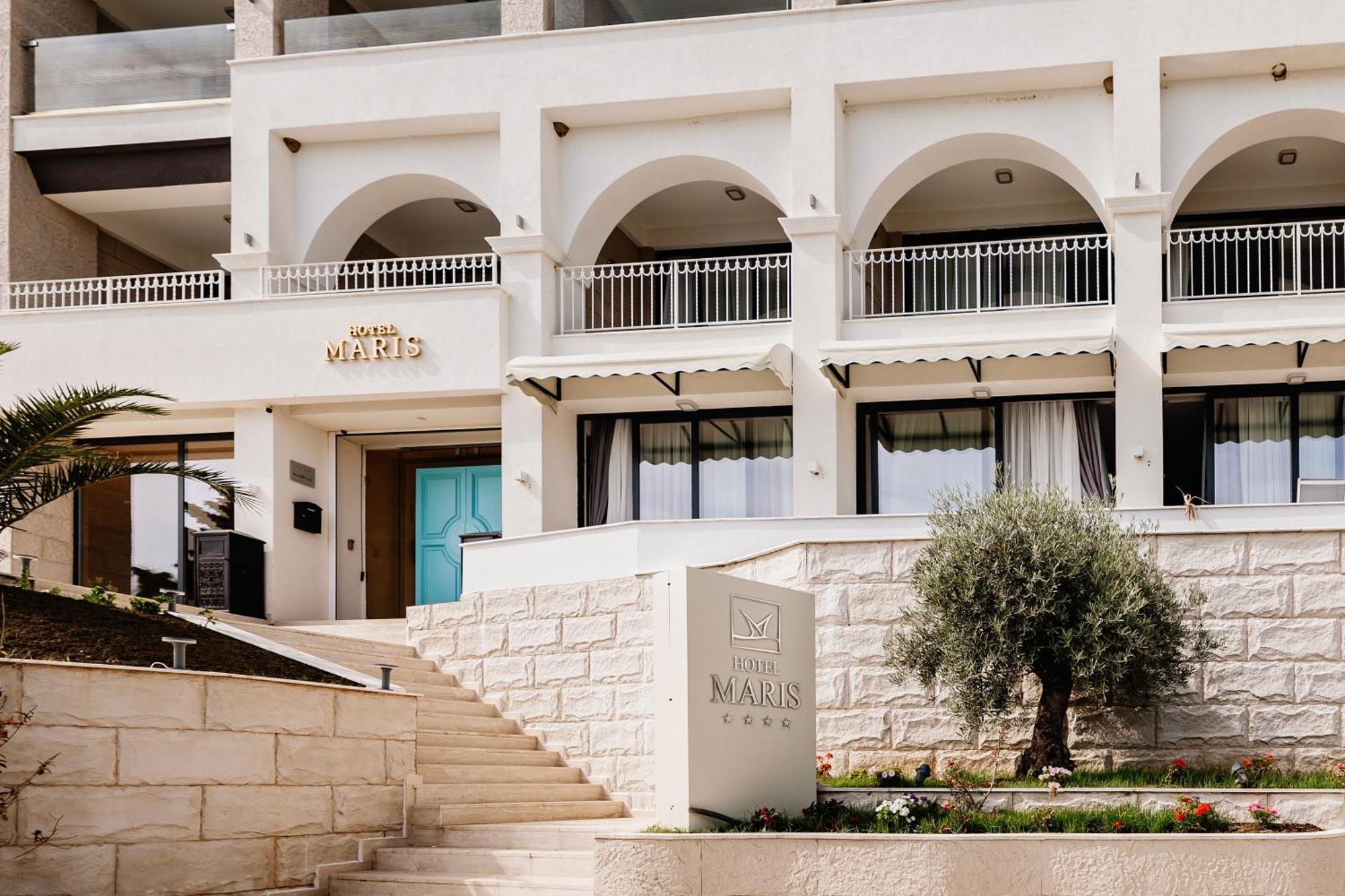 Hotel Maris Улцинь Екстер'єр фото